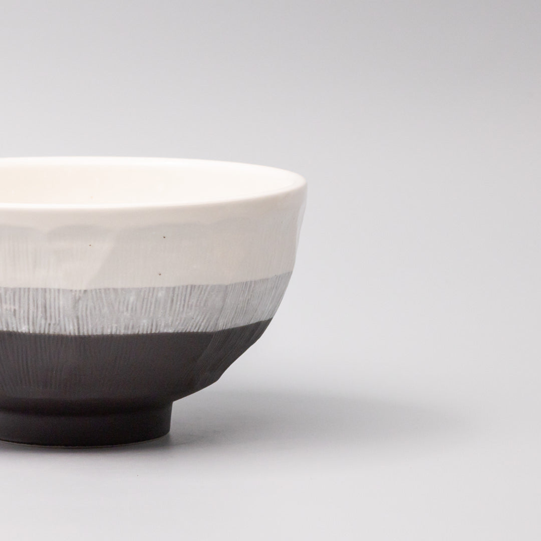 Premium Ceramic Bowl – White Tonal Ivory Glaze 17cm, 800ml