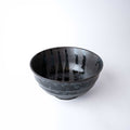 Premium Ceramic Fluted Udon Bowl – Gloss Black Stripes on Gunmetal Glaze 17cm
