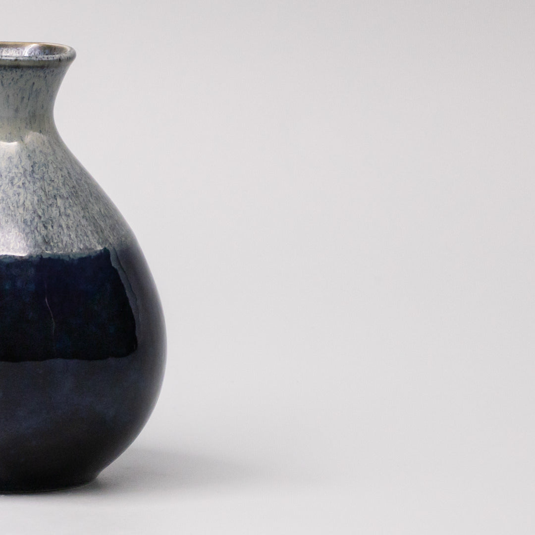 Premium Sake Jug – Dark Blue Denim Drip Glaze 300ml