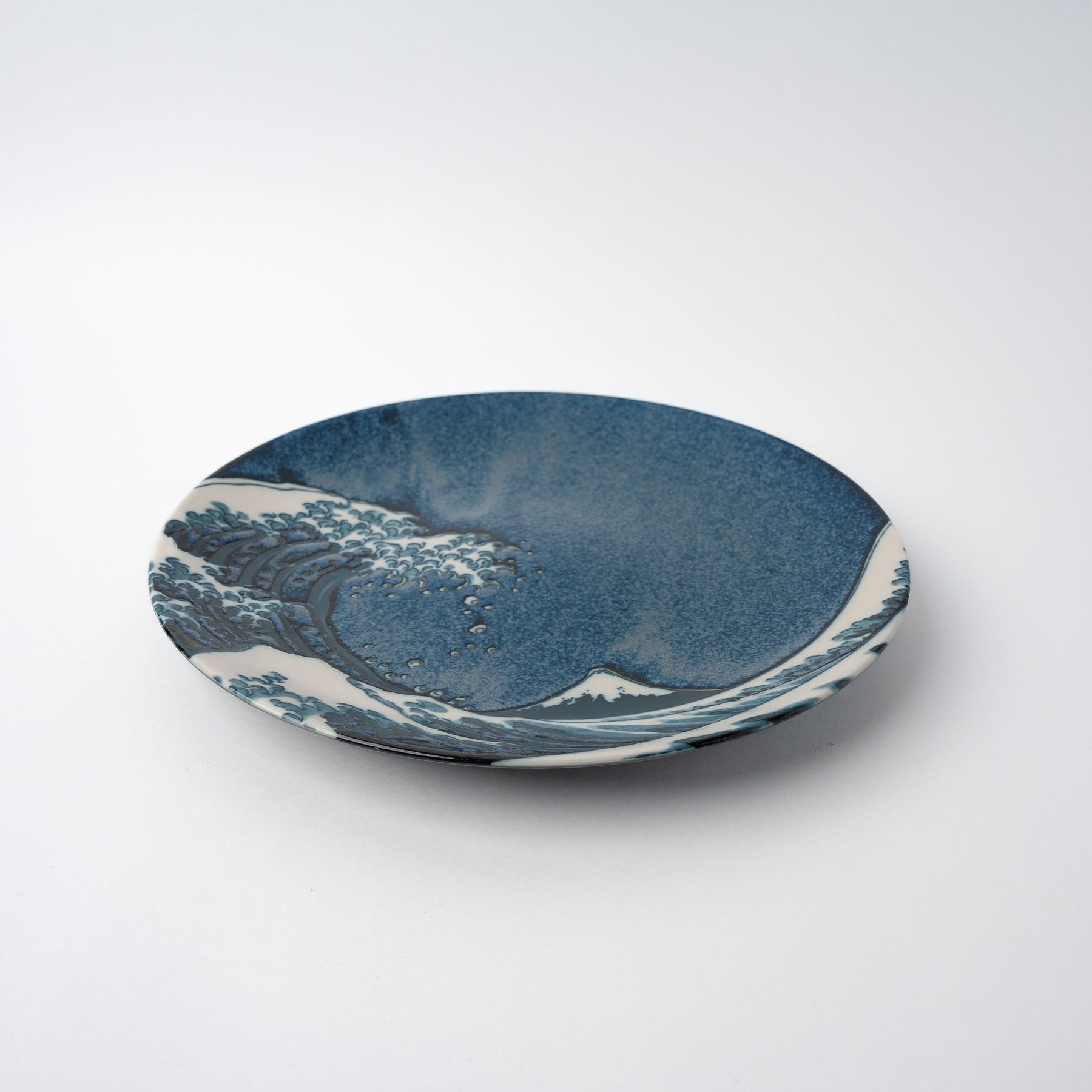 Premium Plate – Dark Blue Hokusai Great Wave Design 27.5cm