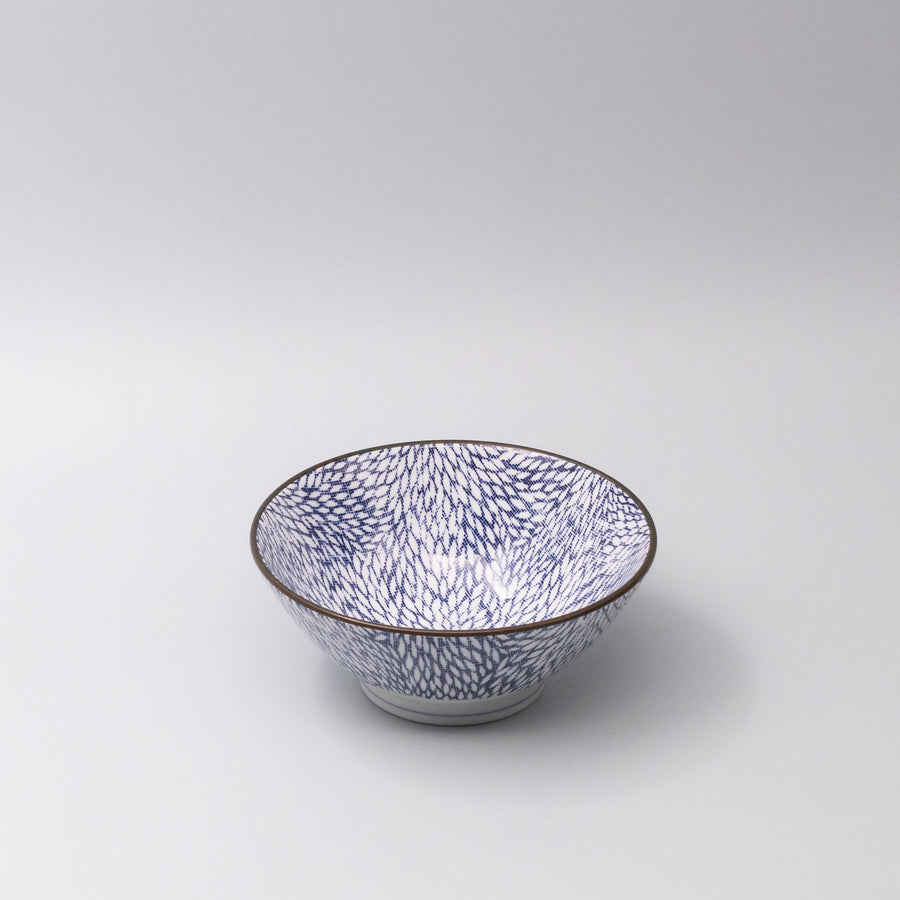 Premium Udon Bowl – Light Brown Chrysanthemum Design 17.5cm