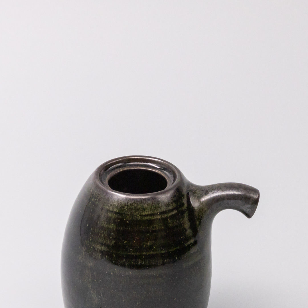 Premium 160ml Moss Black Ceramic Soy Pot Japanese Sauce Pourer