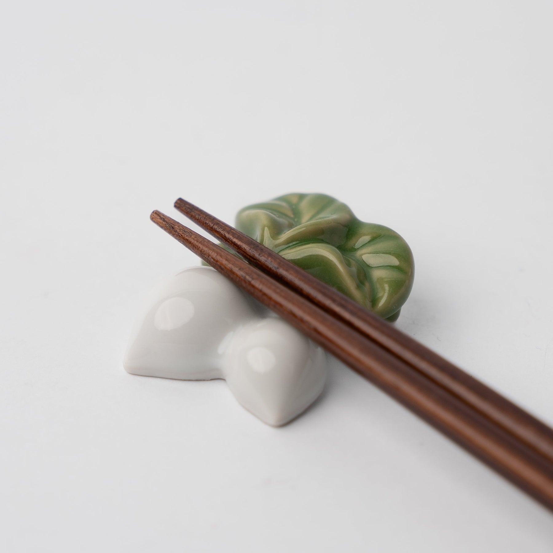 Premium White Green Radish Chopstick Rest Dishwasher Microwave Safe