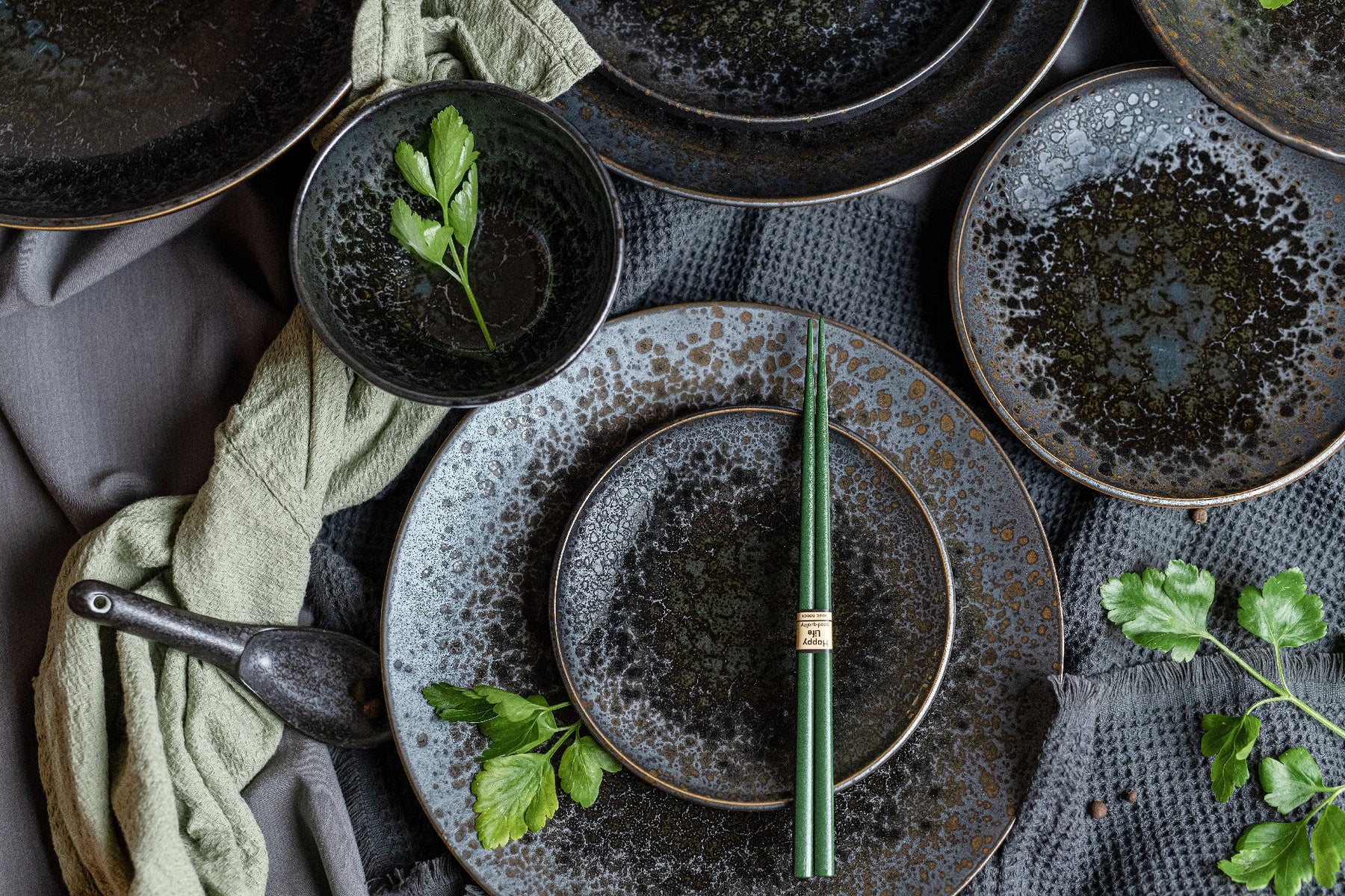 Premium Ceramic Bowl – Black Pearl Glaze 15cm, 450ml