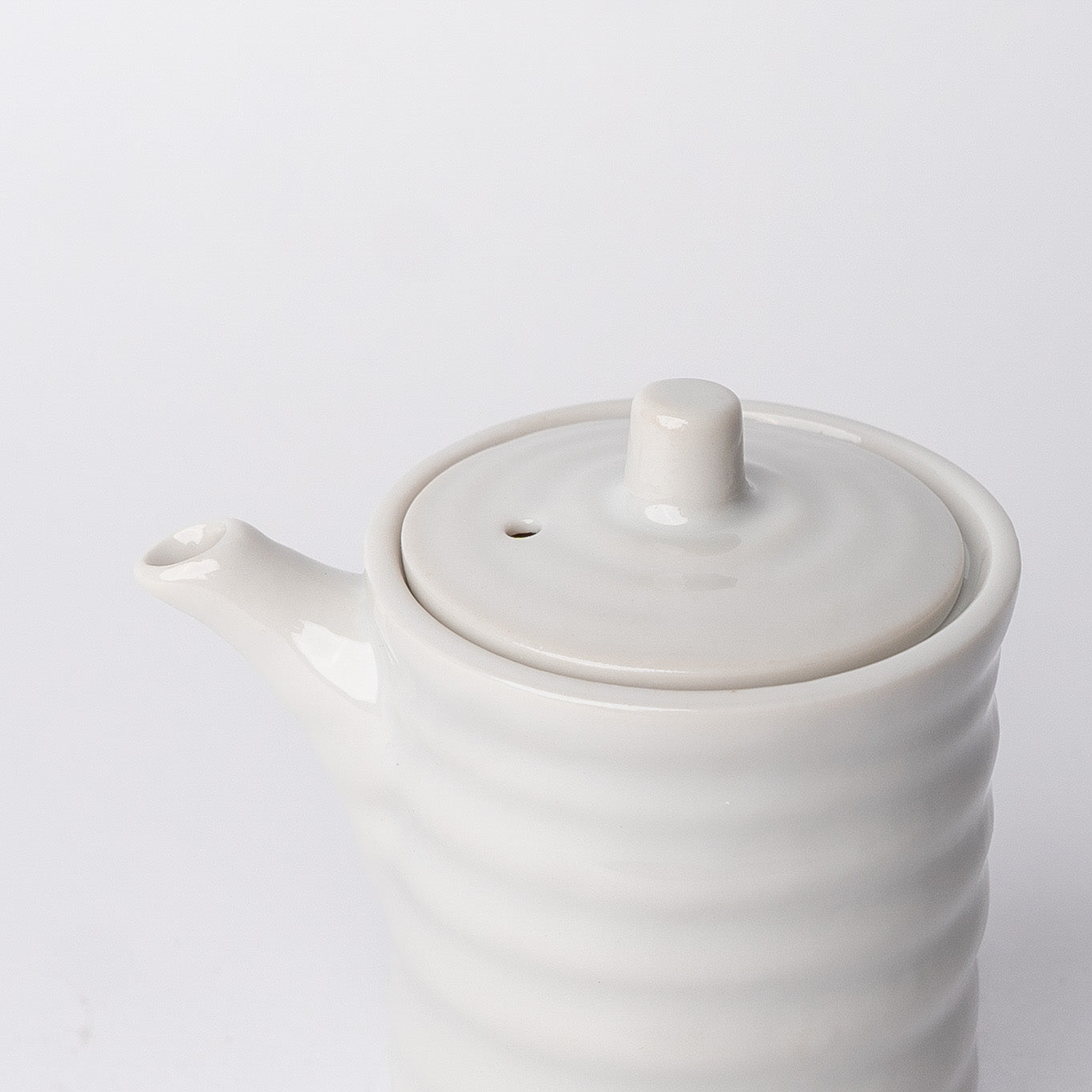 Premium Ribbed Soy Pot – White Glaze 170ml