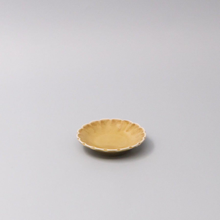 Premium Scallop Sauce Dish – Saffron Gloss Glaze 8cm