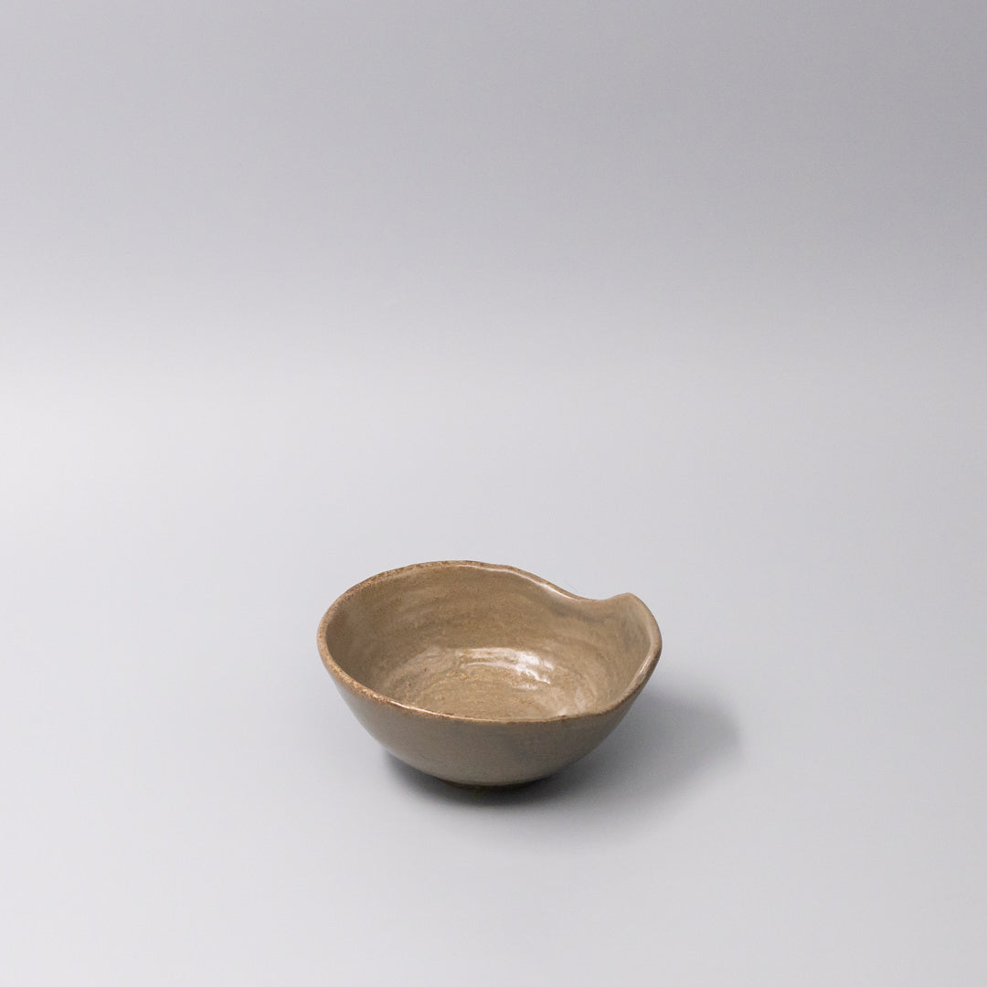 Premium Ceramic Bowl with Handle – Hazel Glaze 13 x 12.8cm