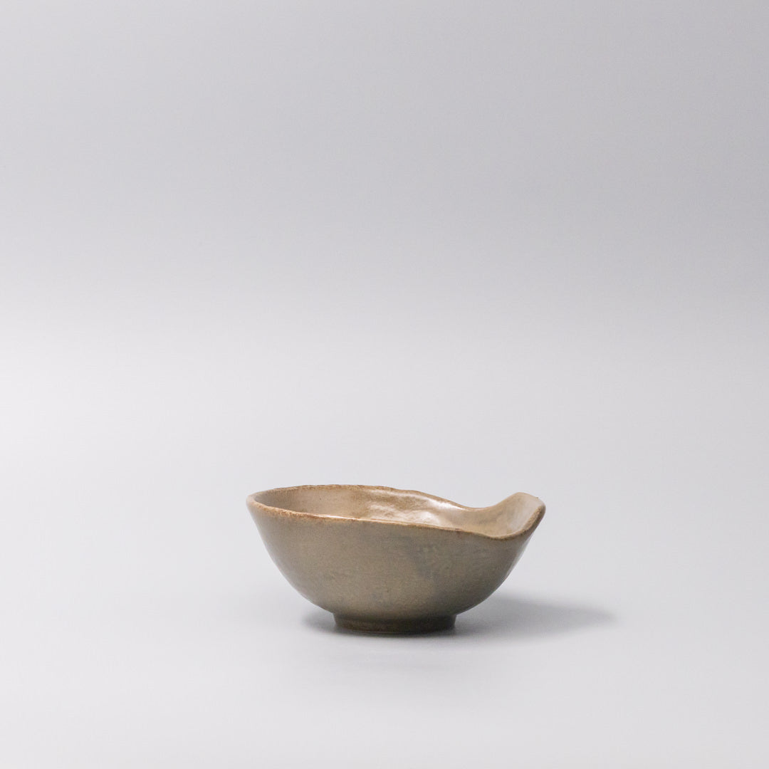 Premium Ceramic Bowl with Handle – Hazel Glaze 13 x 12.8cm