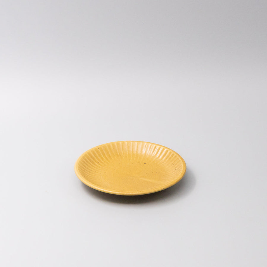 Premium Ceramic Plate – Yellow Sunburst Turmeric Glaze 15.5cm