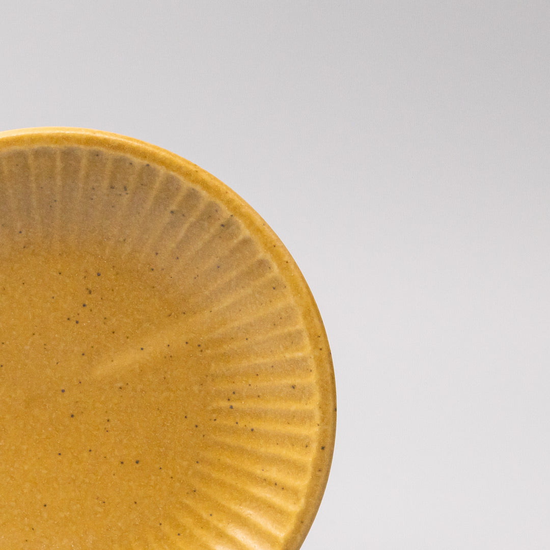 Premium Ceramic Plate – Yellow Sunburst Turmeric Glaze 15.5cm