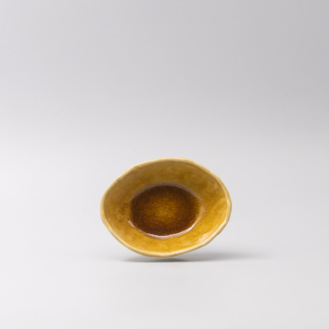 Premium Ceramic Oval Bowl – Yellow Amane Amber Glaze 13cm