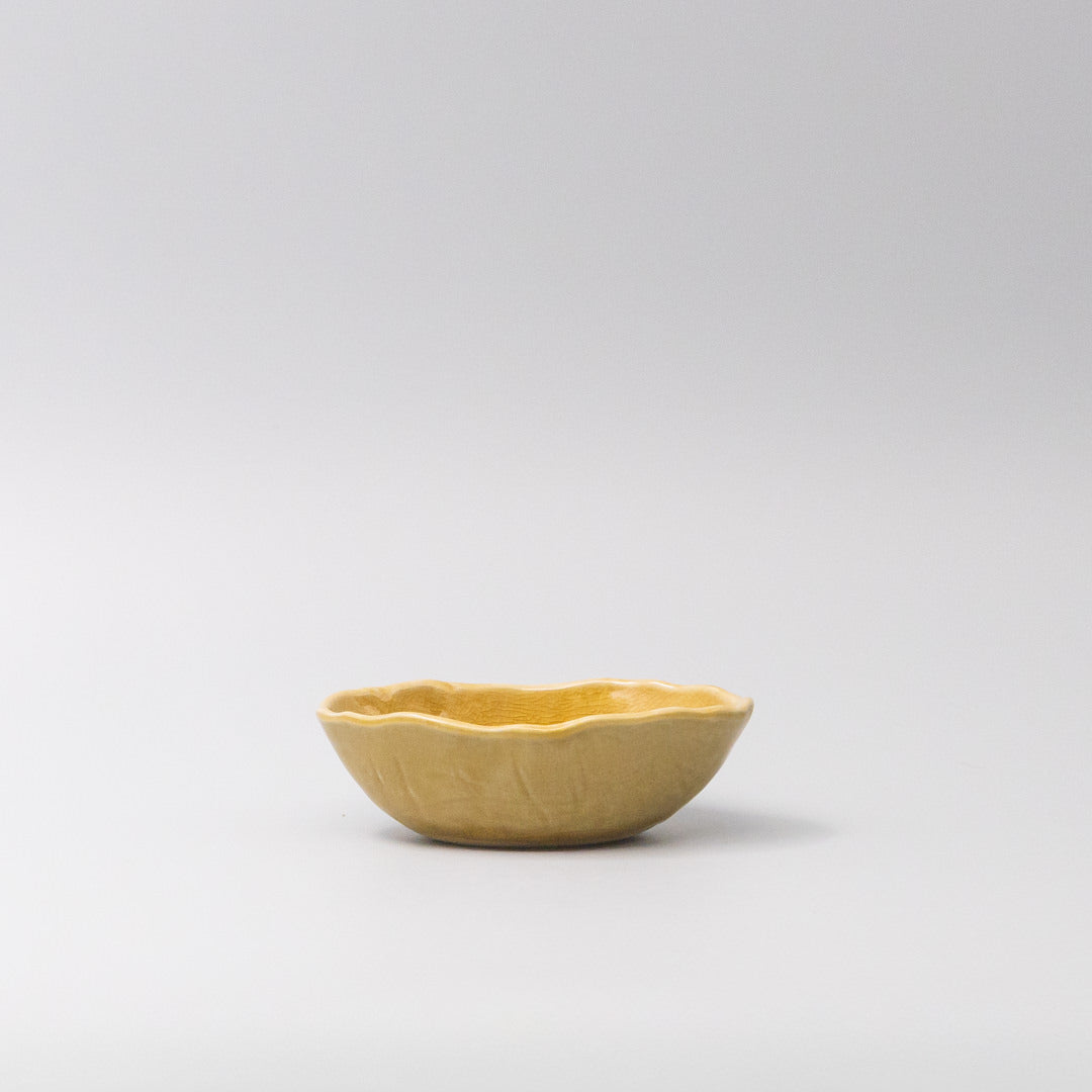 Premium Ceramic Oval Bowl – Yellow Amane Amber Glaze 13cm