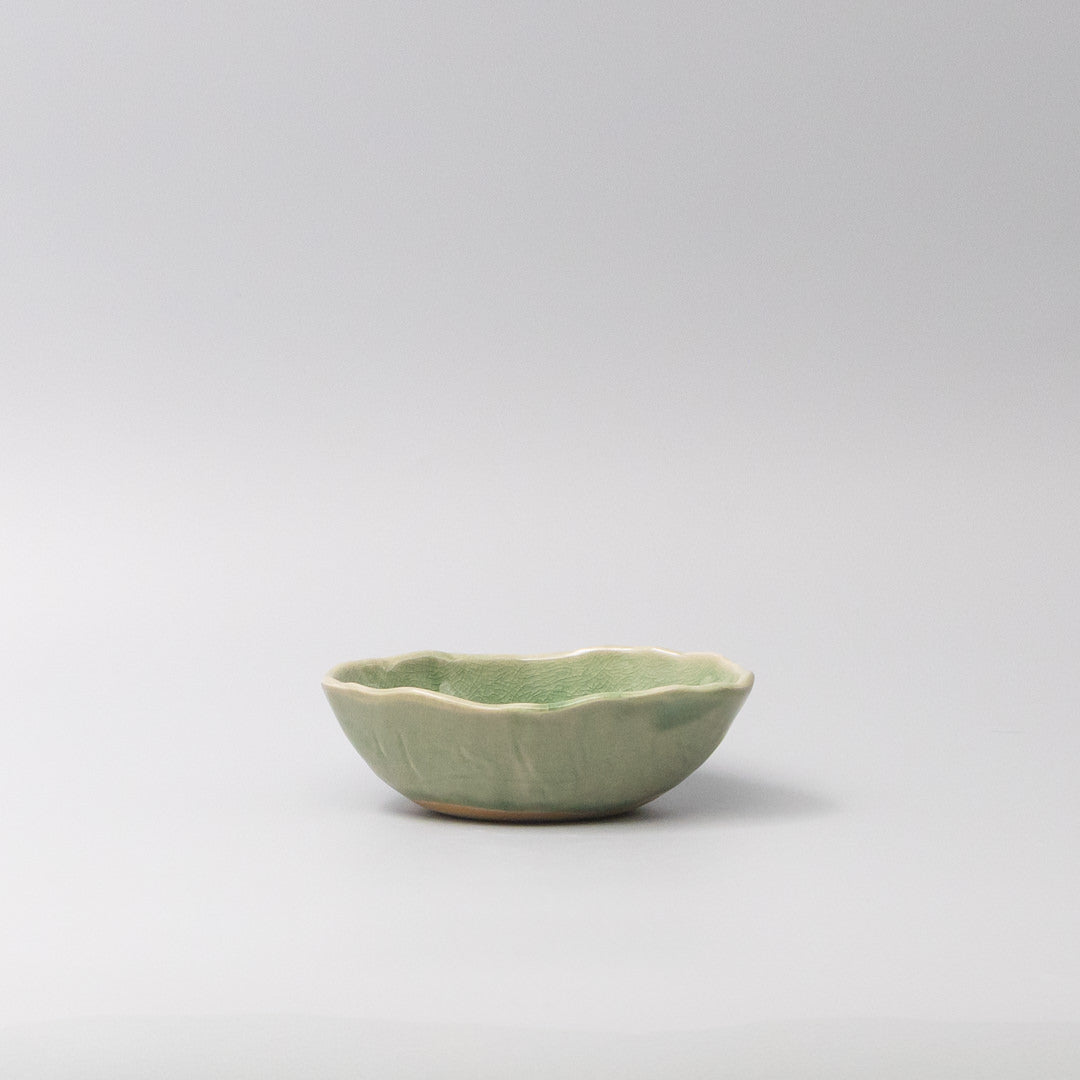 Premium Oval Bowl – Green Amane Emerald Glaze 13.5cm