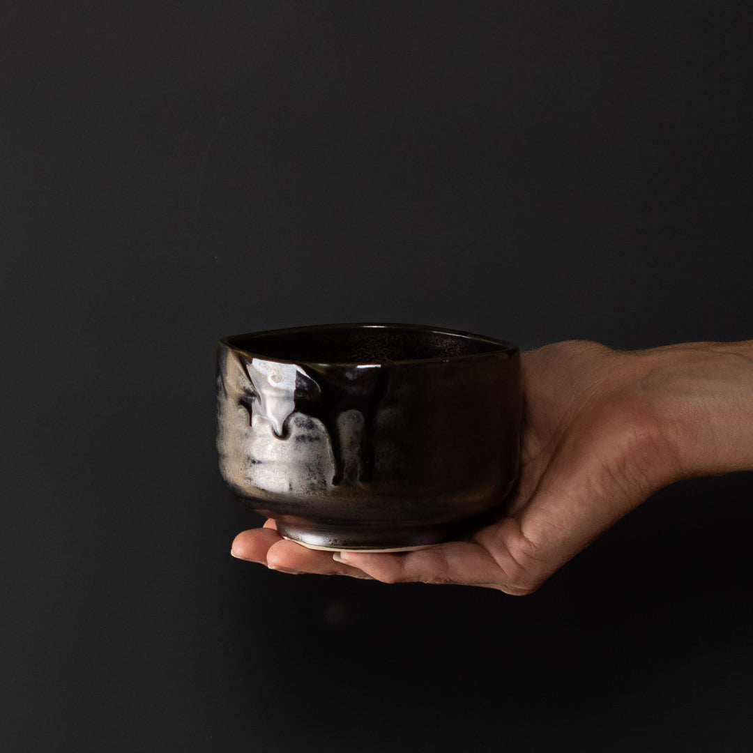 Premium 11.5cm Metallic Black Matcha Tea Bowl 400ml Dishwasher Microwave Safe