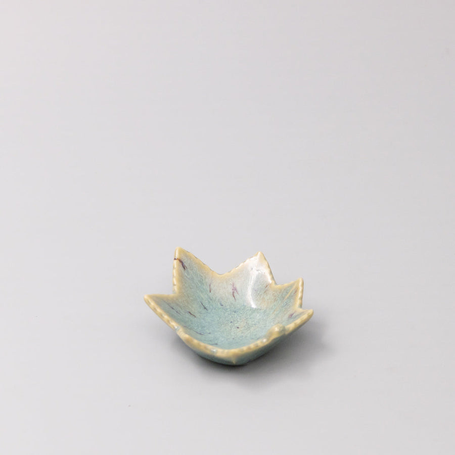 Premium Ceramic Maple Leaf Sauce Dish – Turquoise Mint Green 6cm, 6ml