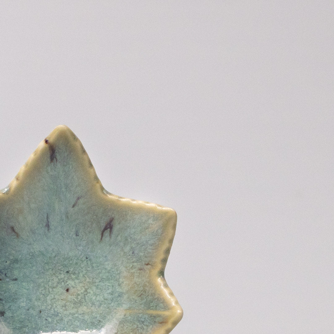 Premium Ceramic Maple Leaf Sauce Dish – Turquoise Mint Green 6cm, 6ml