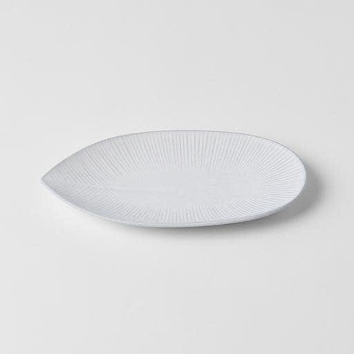 Premium Oval Plate – White Snow Leaf Glaze 21.5cm