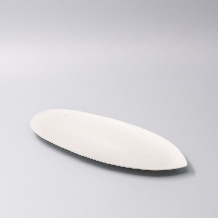 Premium Oval Plate – White Snow Leaf Glaze 31.5cm