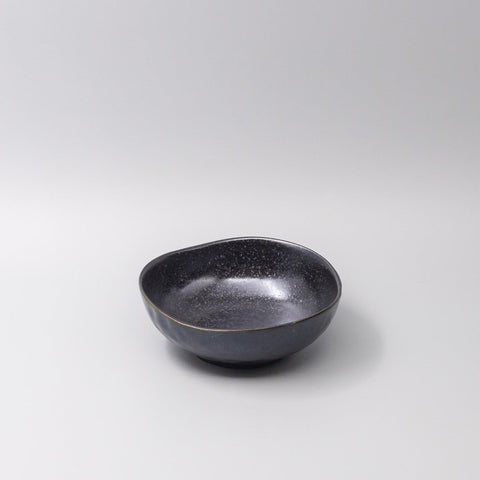 Premium Organic Shape Bowl – Kanso Matte Black Glaze 17cm