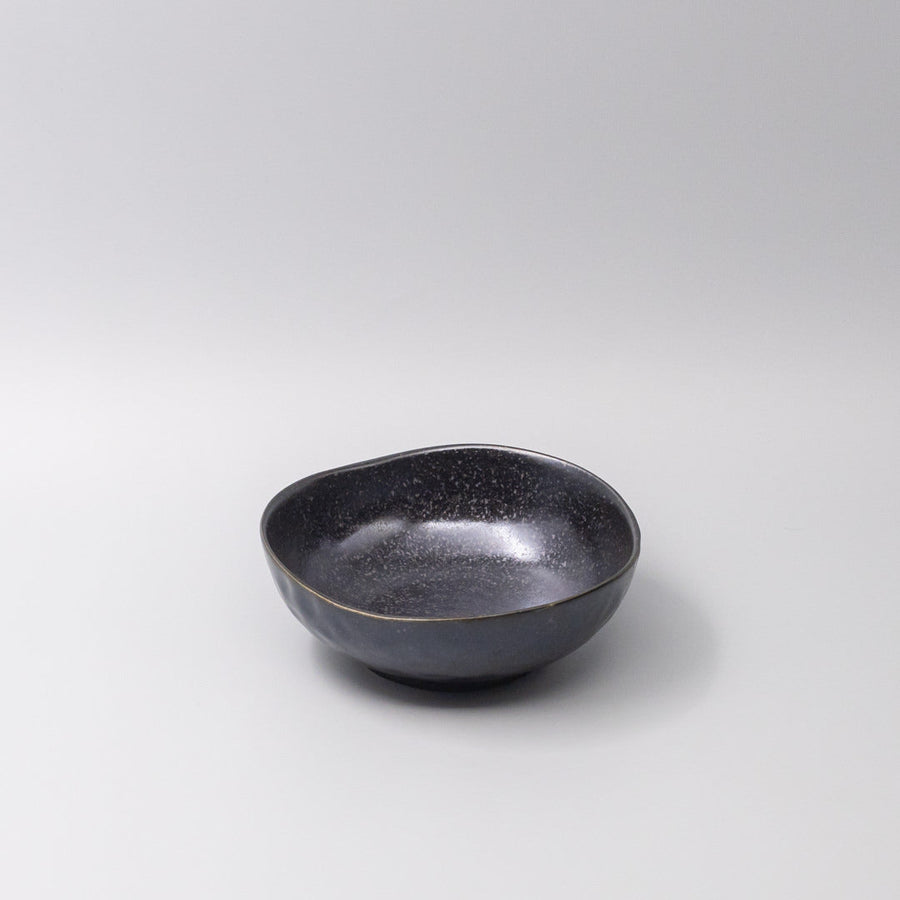 Premium Organic Shape Bowl – Kanso Matte Black Glaze 17cm