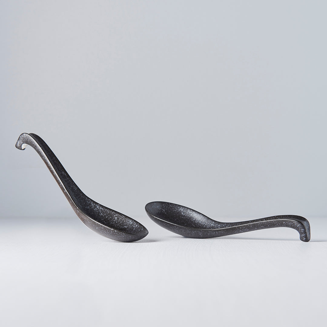 Premium Ramen Ceramic Spoon – Kanso Matt Black 17.5cm