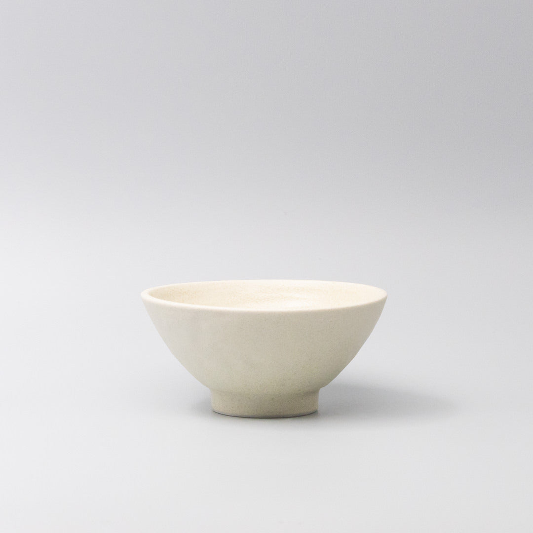 Premium Medium Bowl – White Buttermilk Glaze 15.5cm