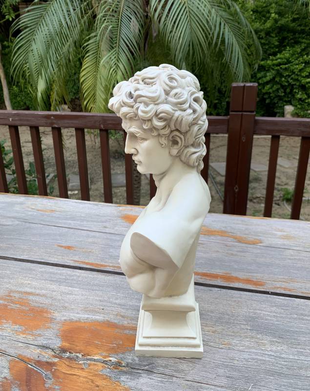 Angelo Bust Statue 26x43cm Poly Resin