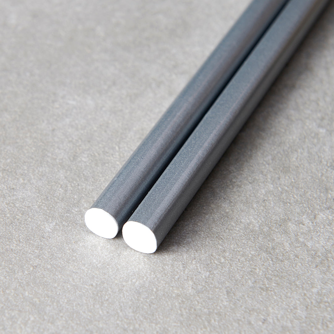 Premium Lacquered Chopsticks – Silver and White Tableware Pair