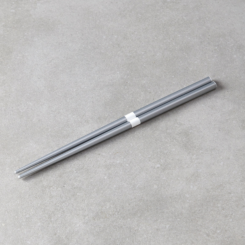 Premium Lacquered Chopsticks – Silver and White Tableware Pair
