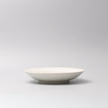 Premium Open Shallow Bowl – Ivory Spiral Glaze 23cm