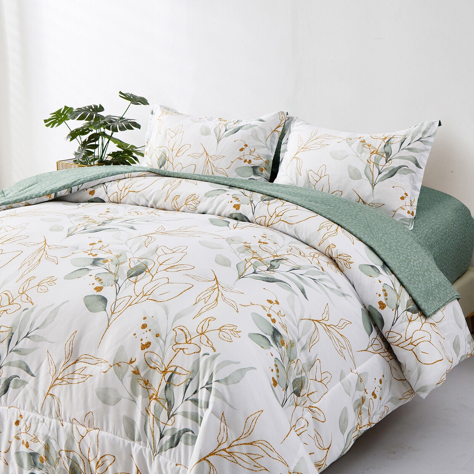 Premium Soft Leaves 3 Piece Microfiber Comforter Set - King