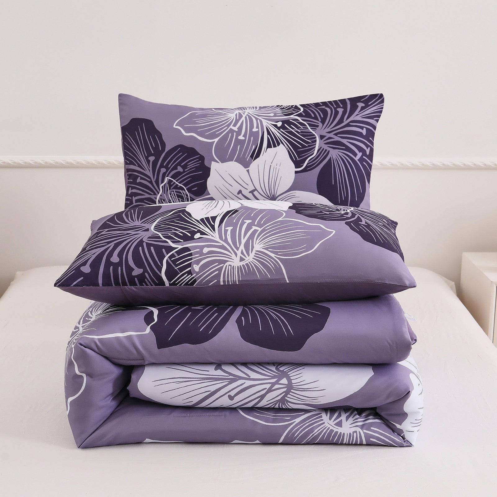 Premium Dark Purple Floral 3 Piece Microfiber Comforter Set - King