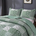 Premium Delightful Reversible Quilt Bedspread Set - Queen