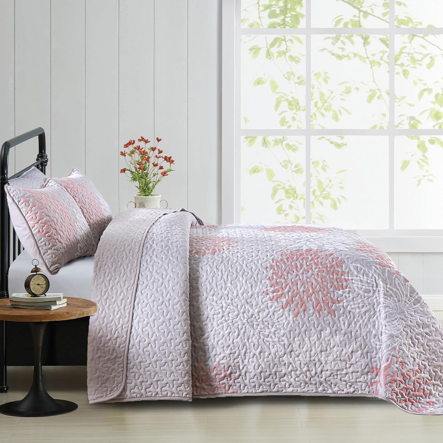 3-Piece Quilt Bedspread Set Queen Size Lightweight Reversible Patchwork Design - SuperSaverAU - view 2