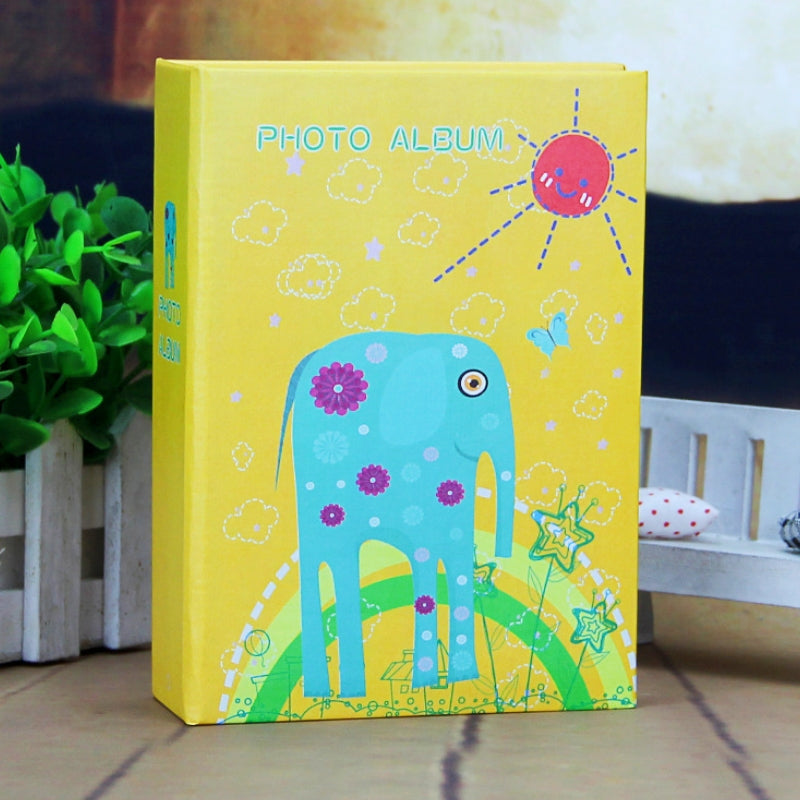 Giraffe Photo Album - 100 Pockets for 6" Photos