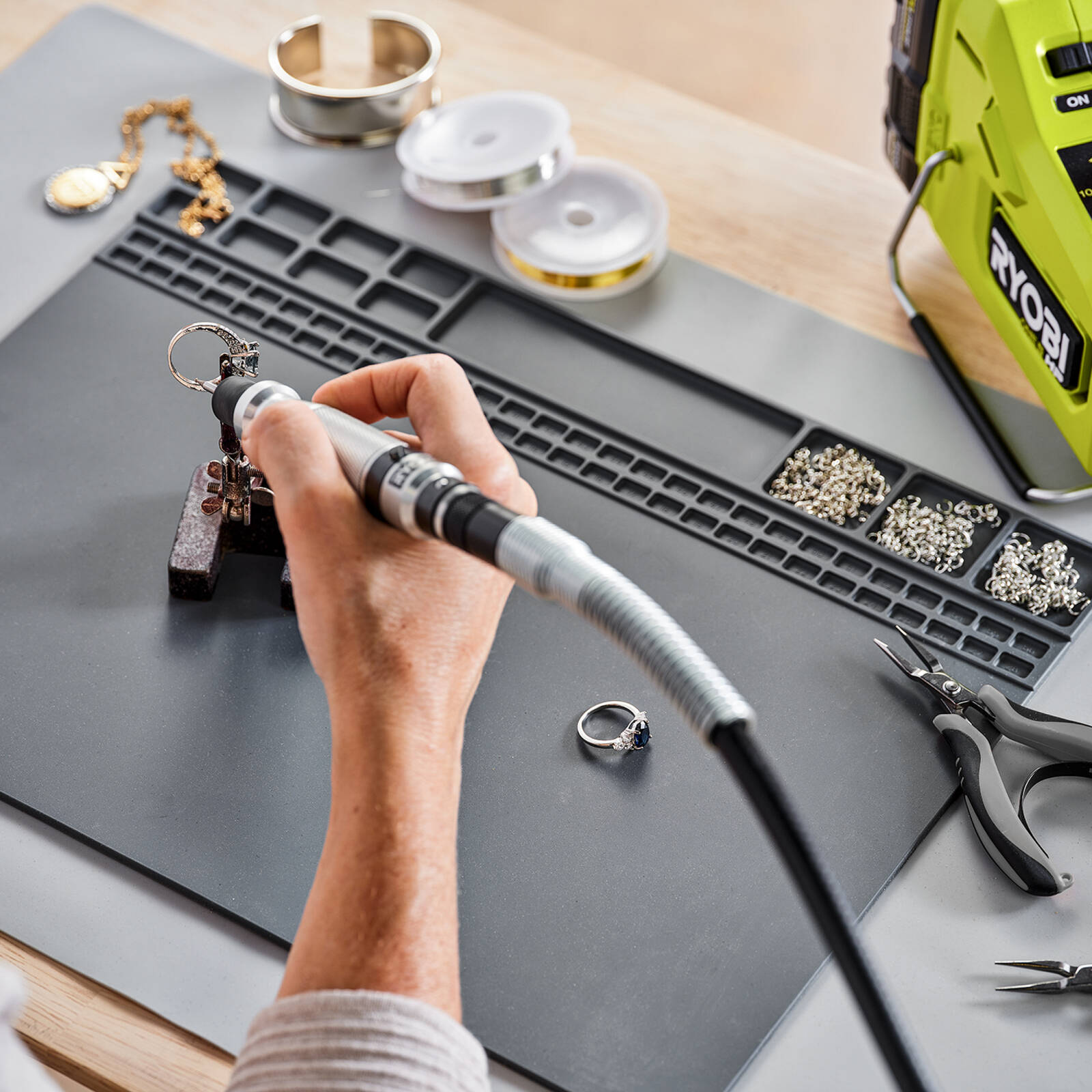 Ryobi 150-Piece Twist Lock All Purpose Rotary Set with Carry Case