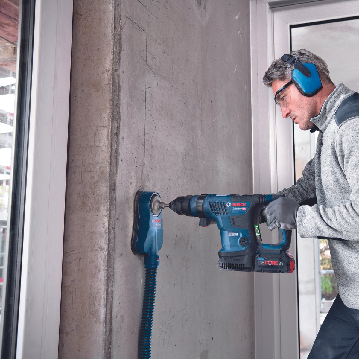 Bosch 18V Professional Biturbo Rotary Hammer 5.8J - Skin Only - 430mm x 250mm x 93mm - SuperSaverAU - view 4