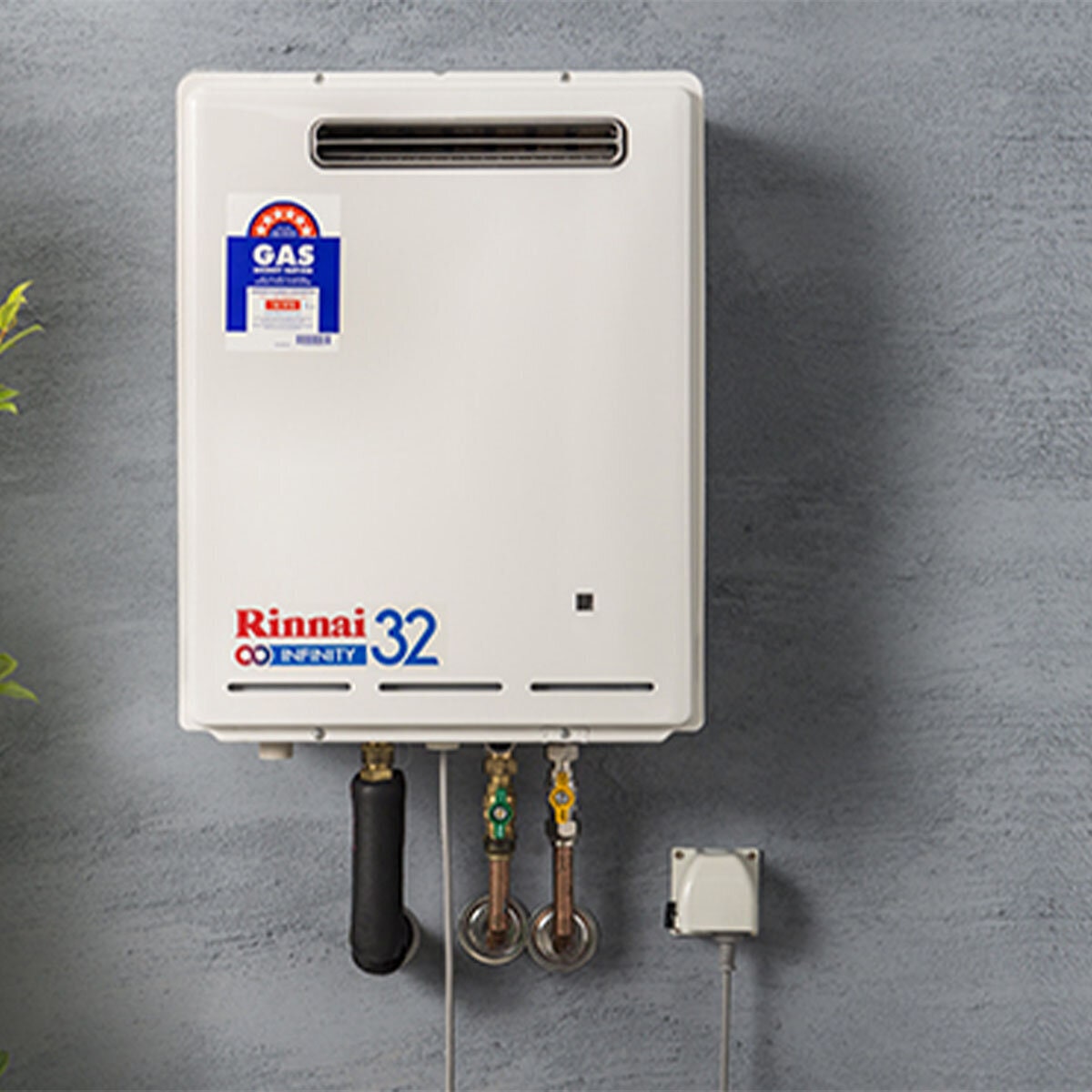 Rinnai 32L per minute LPG continuous flow hot water system - 6 star energy rating - INF32L50M