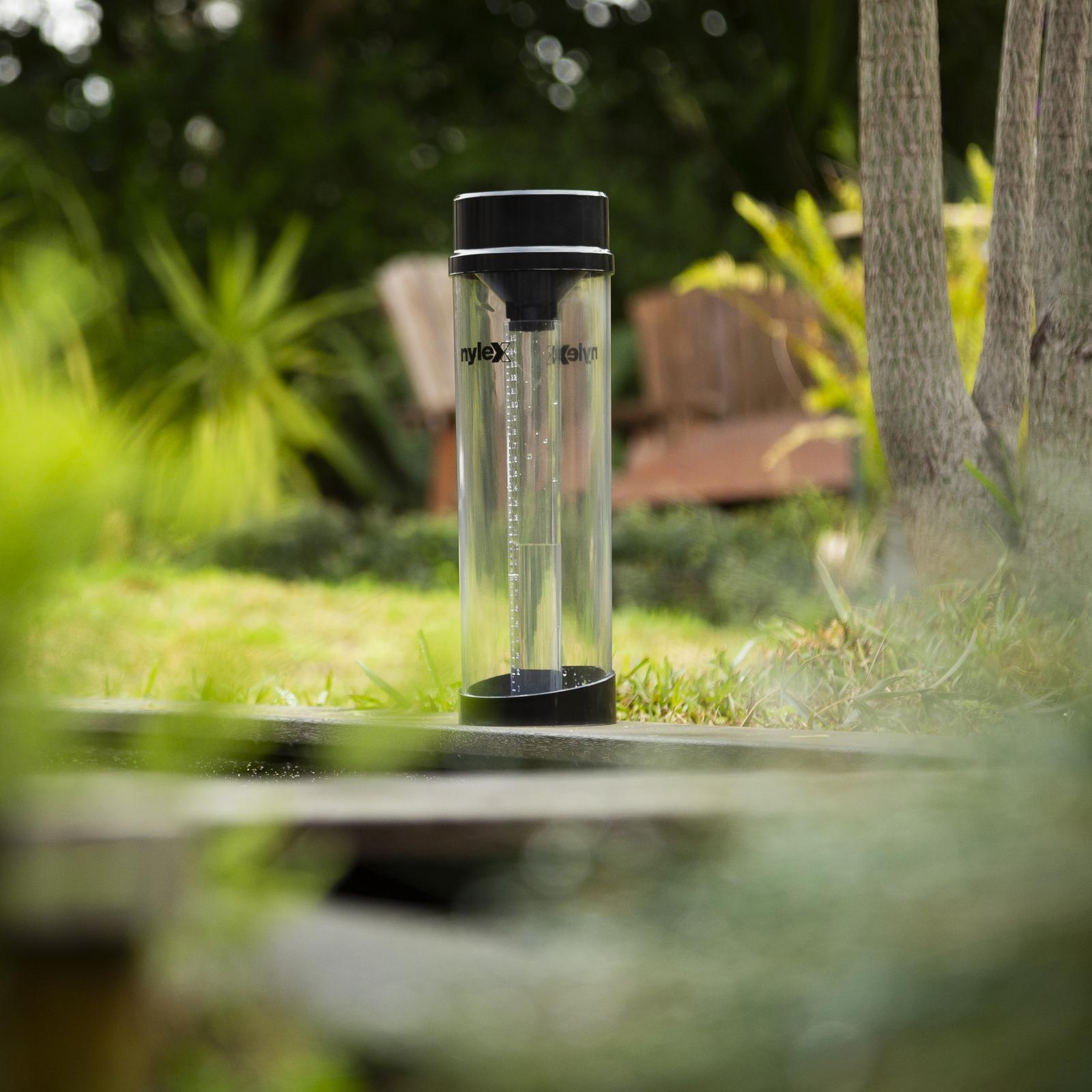 Nylex 250mm Rain Gauge, Clear Plastic, Wall or Fence Mount, Easy-Read Markings