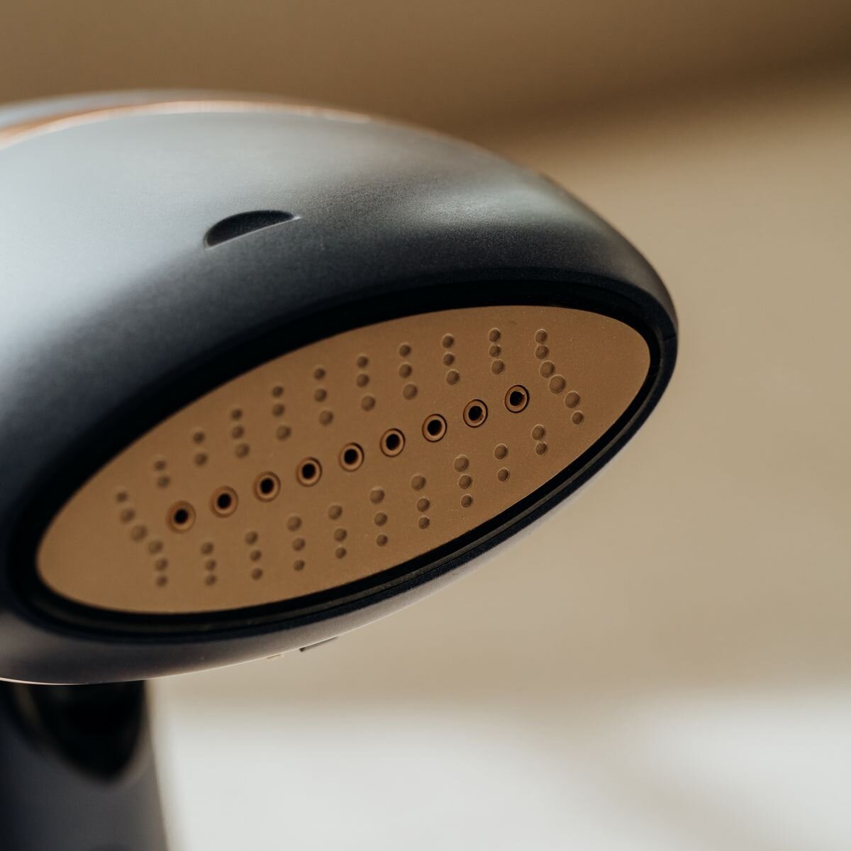 Russell Hobbs Handheld Supreme Steamer - 1800W, 45 Second Heat-Up, Scent Enhancer, Navy - RHC410