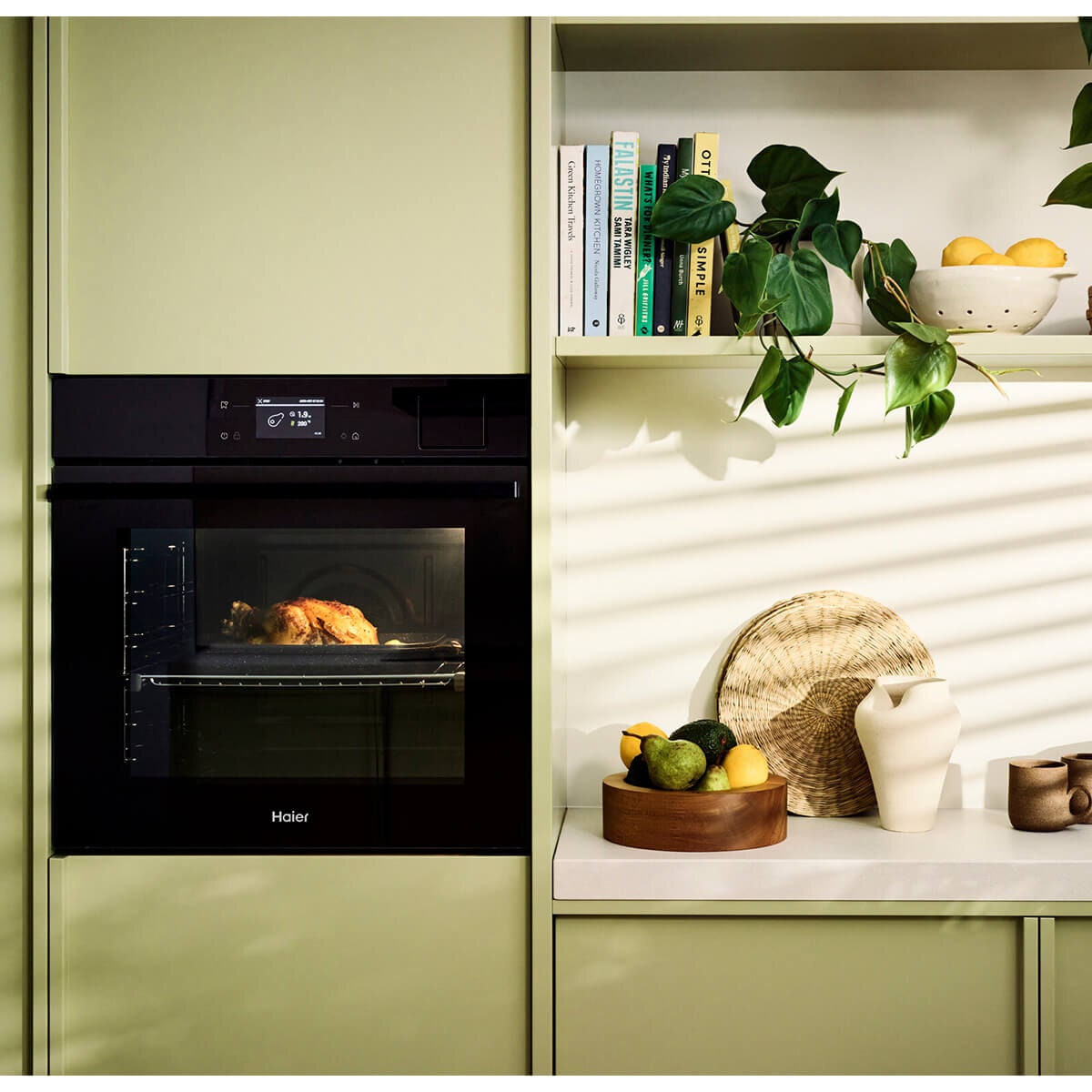 Haier 60cm 600 Series Built-In Oven - 78L, Air Fry, Steam Assist, Black Glass, 25 Functions - HWO60S25TTPB5