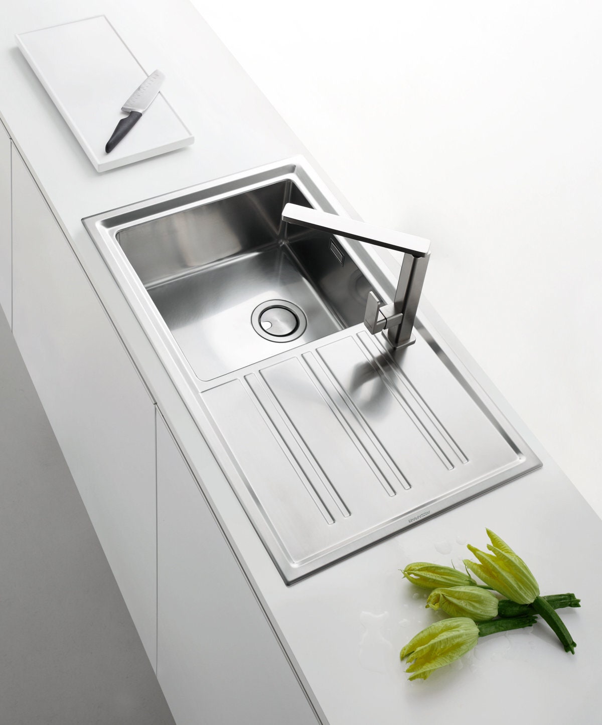 Barazza Easy single bowl sink with right hand drainer - 32L bowl, 304 stainless steel - EASY100L