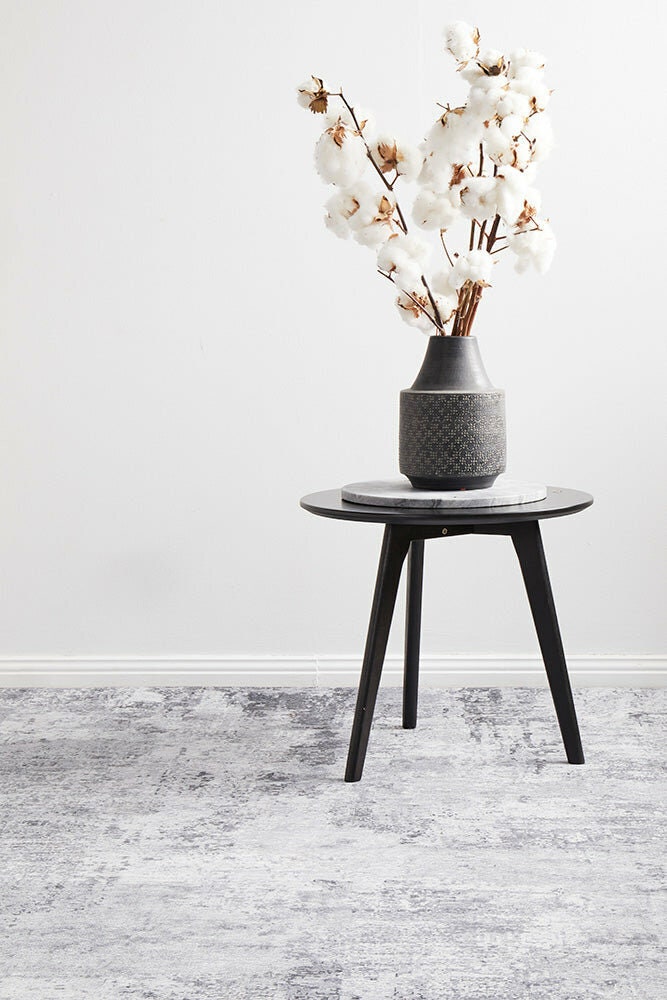 Rug Culture Illusions Medium Silver & Grey Polyester Rug 220x150cm - 3mm Pile - ILU156SILVER220X150