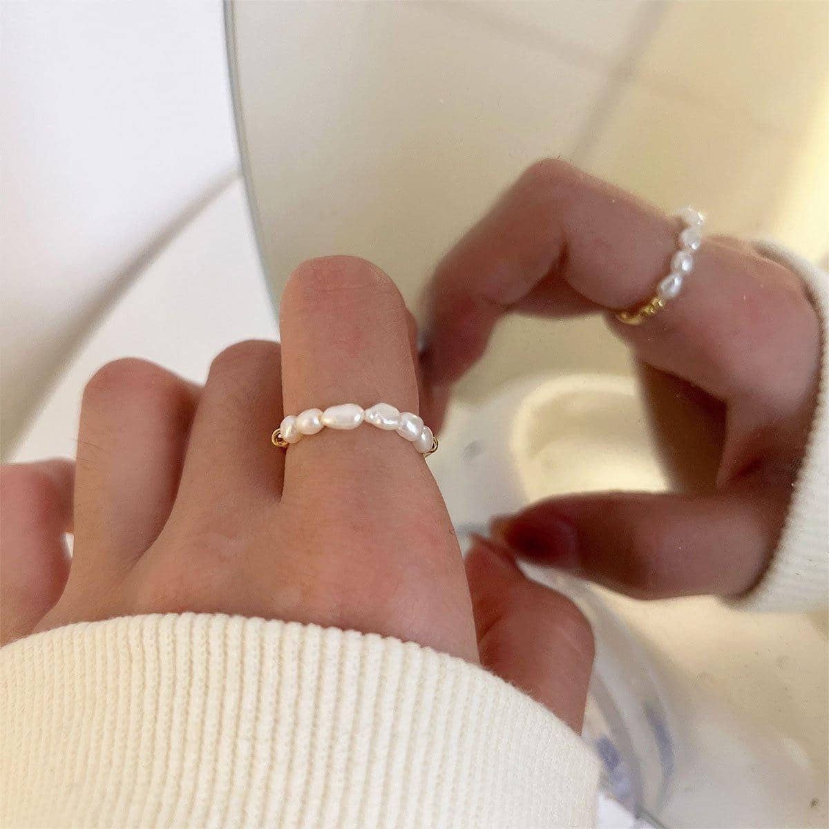 Adjustable Elastic Rope Ring for Women with Imitation Pearls and Gold-Tone Band - view 4