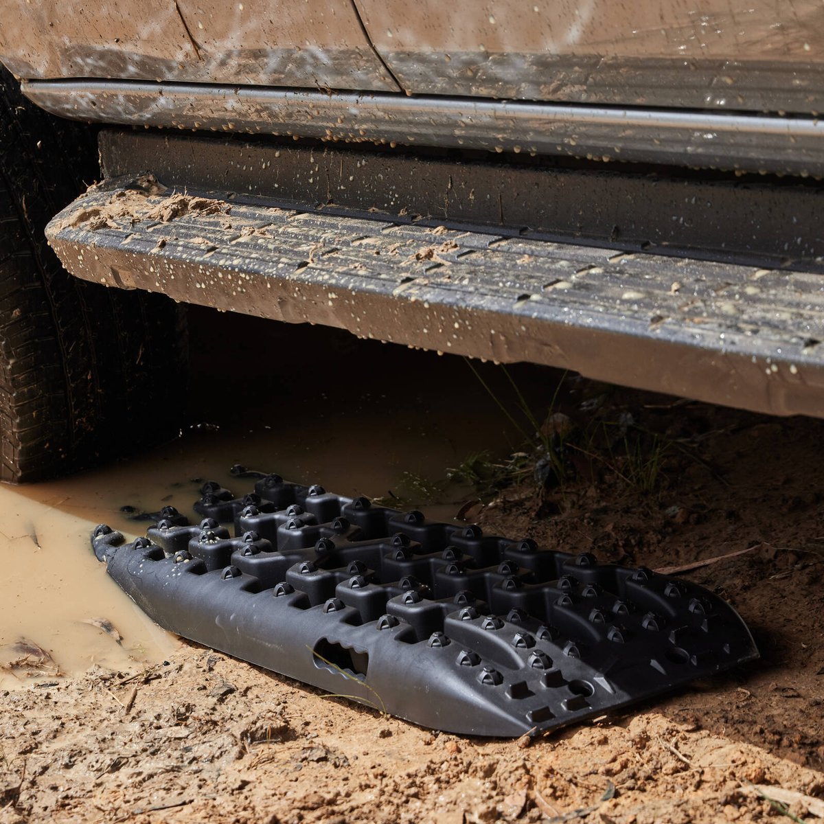 Trojan 4WD Recovery Tracks - 10 Ton Capacity - Heavy-Duty Nylon - 1060mm - SuperSaverAU - view 5