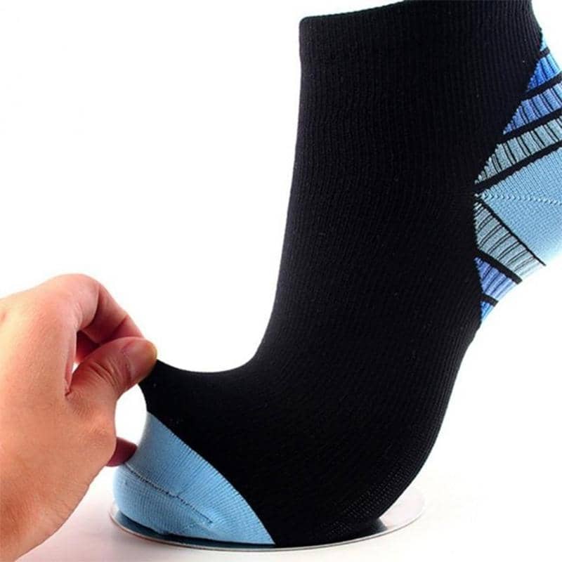 Ankle Compression Socks, Pack of 3 Pairs, Size S/M (22cm Long) - Black and Red - view 5