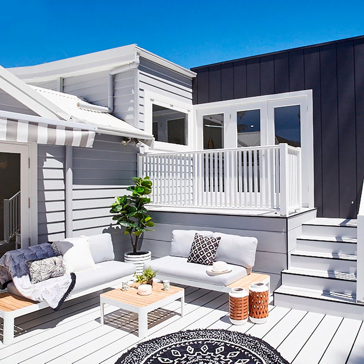 Taubmans 1L Black Low Sheen All Weather Exterior Paint - Water-Based, UV Resistant - SuperSaverAU - view 3