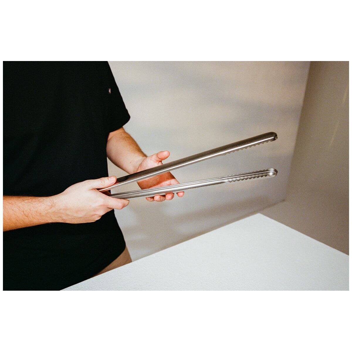 Gozney Live-Fire Tongs - Long Reach 304 Stainless Steel - Serrated Tips - AM2129