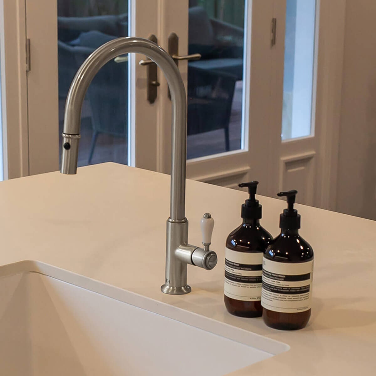Turner Hastings Ludlow Pull Out Sink Mixer - Brushed Nickel, Brass, White Lever Handle - LU108PM-BN