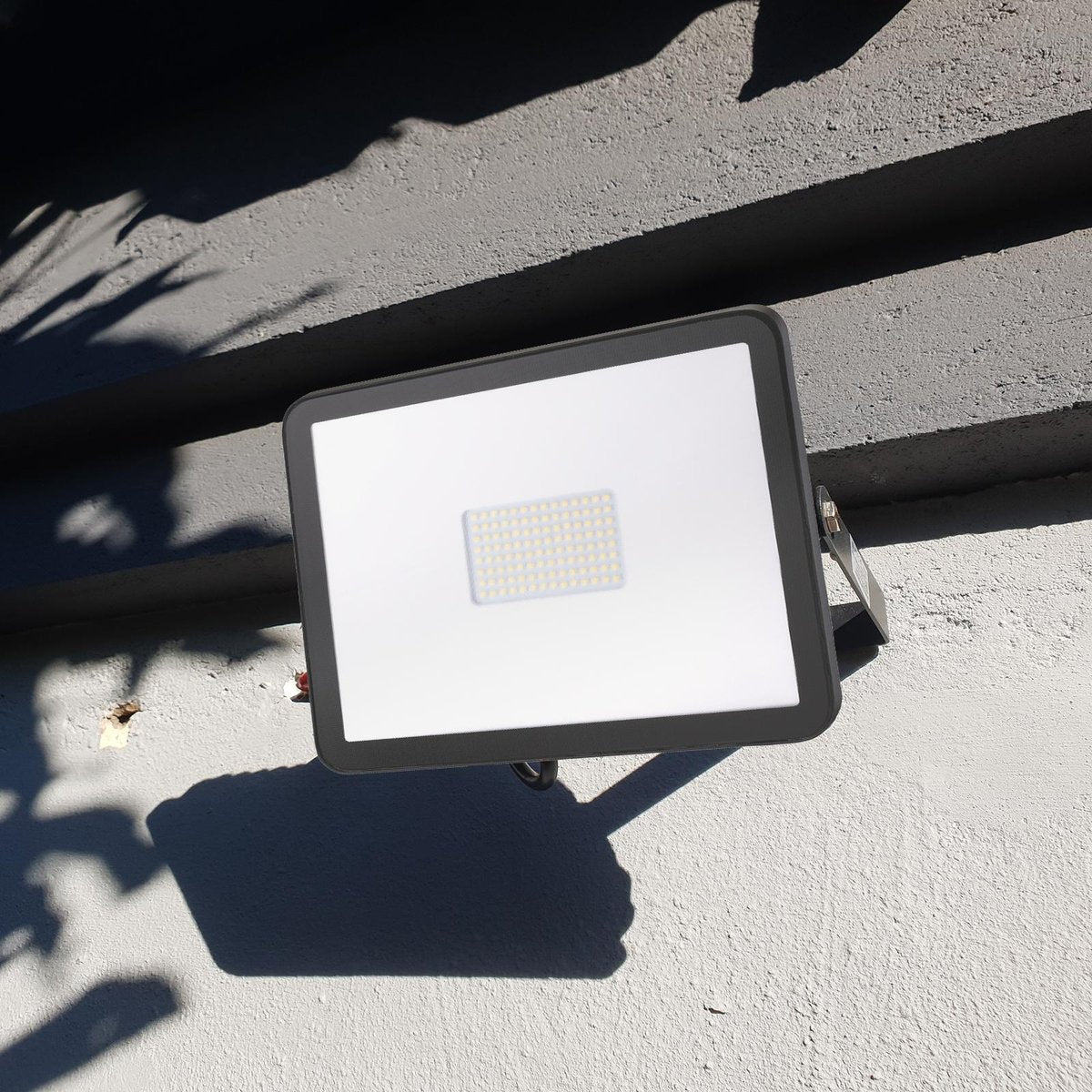 Deta 9300lm DIY Slim Profile Floodlight - 80W - White - IP65 - SuperSaverAU - view 3
